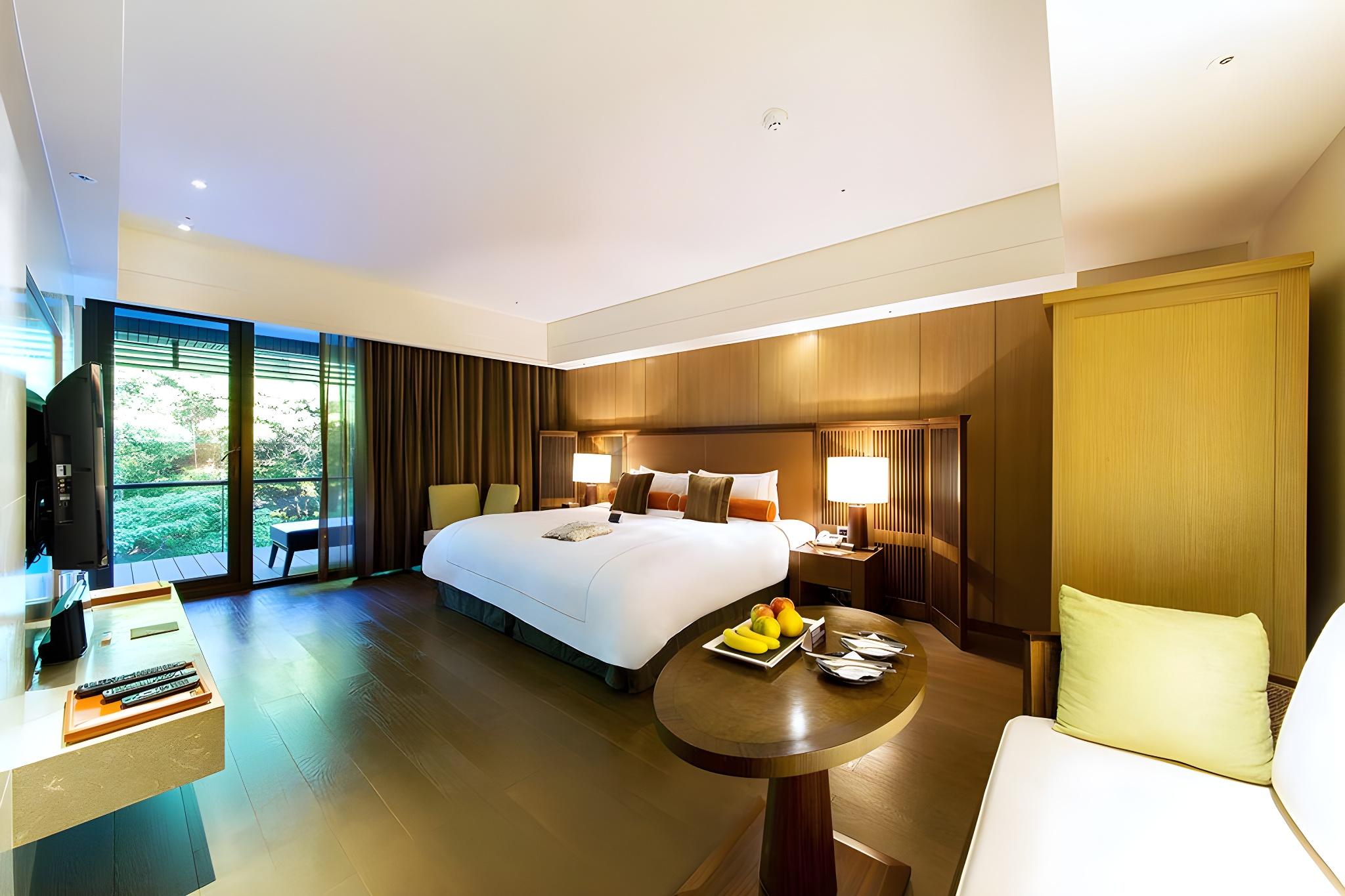 Superior, Deluxe, Double Bed