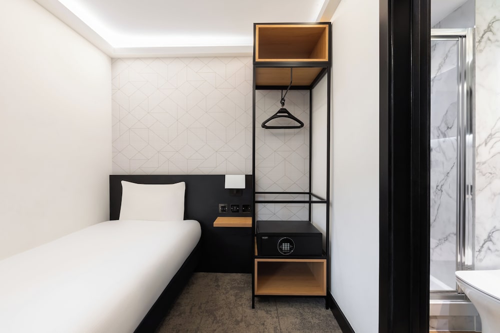 Urban, Solo, Single Bed