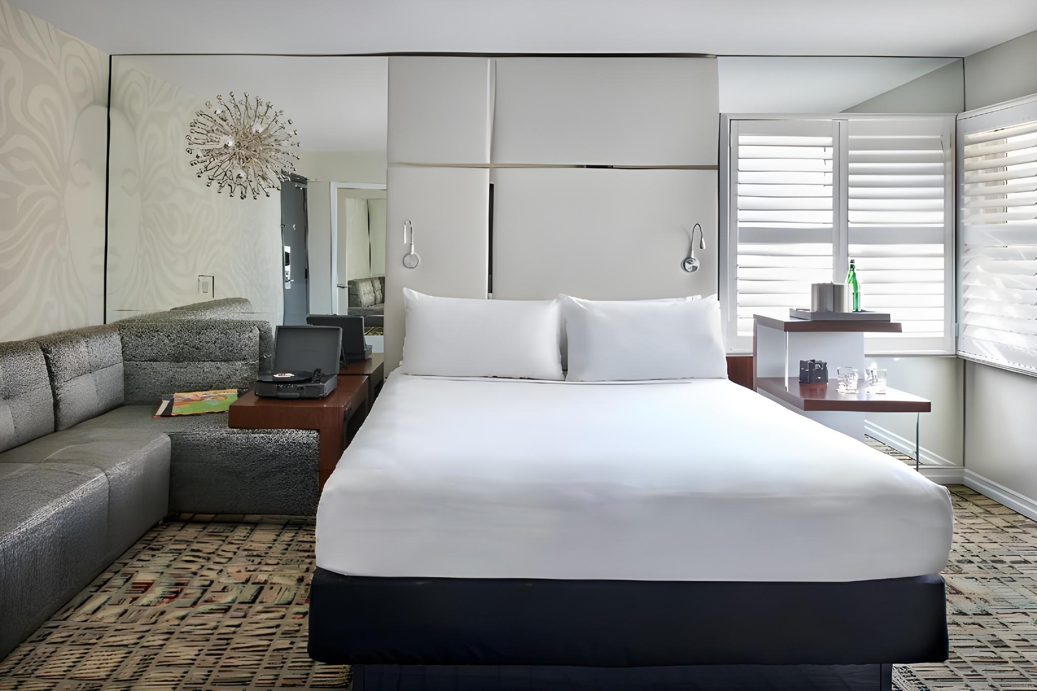 Classic, 2 Double Beds