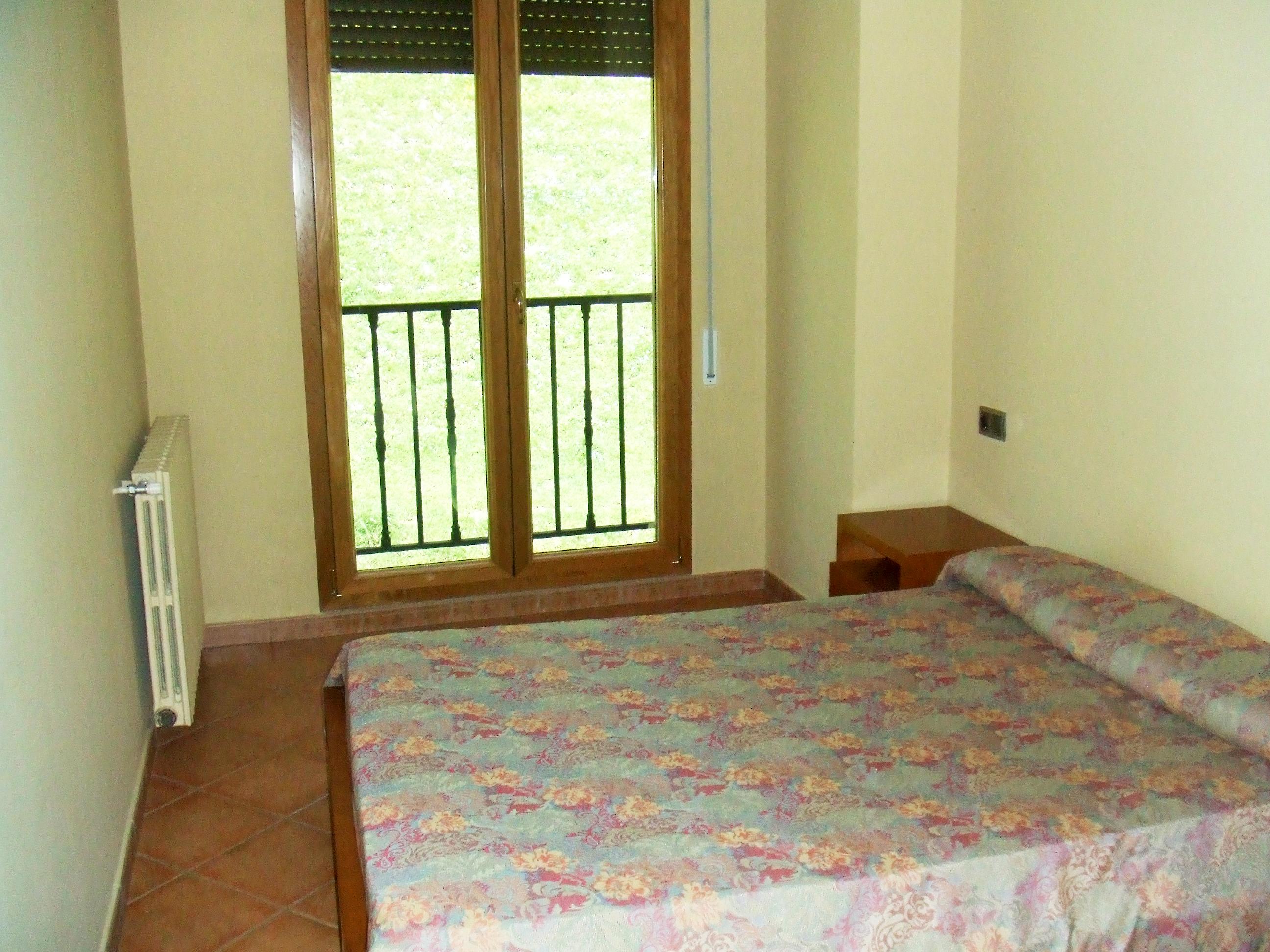3 Bedrooms, Apartment