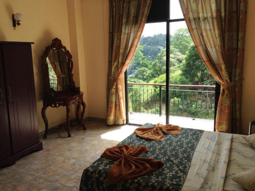 Kandy View Hotel 42/56