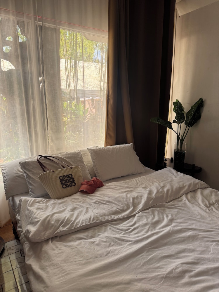 Deep Forest Garden Hotel 20/80