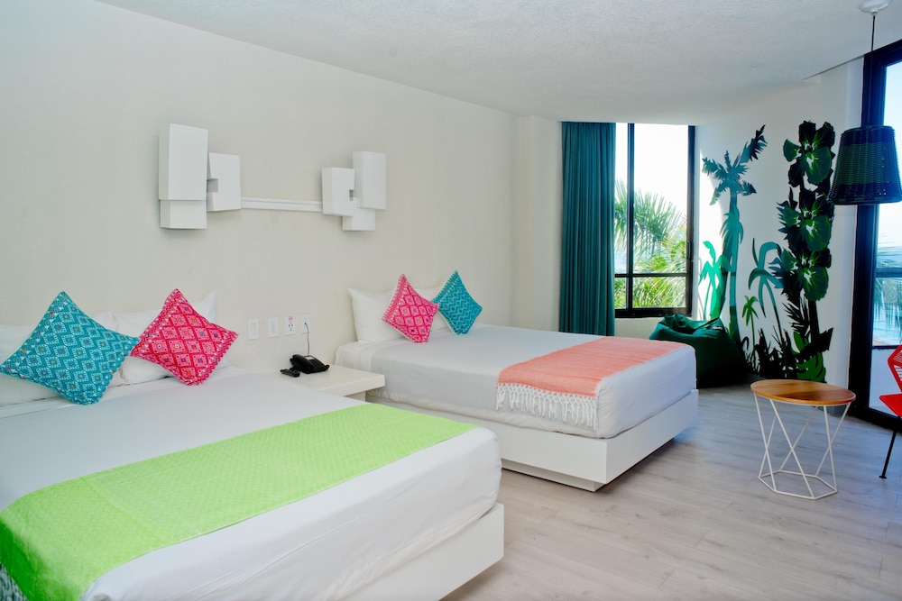 Fontan Ixtapa 15/50