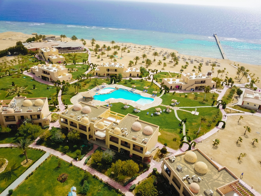 Wadi Lahmy Azur Resort 62/70