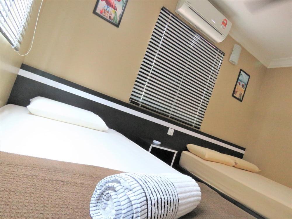 Gm Motel 10/31