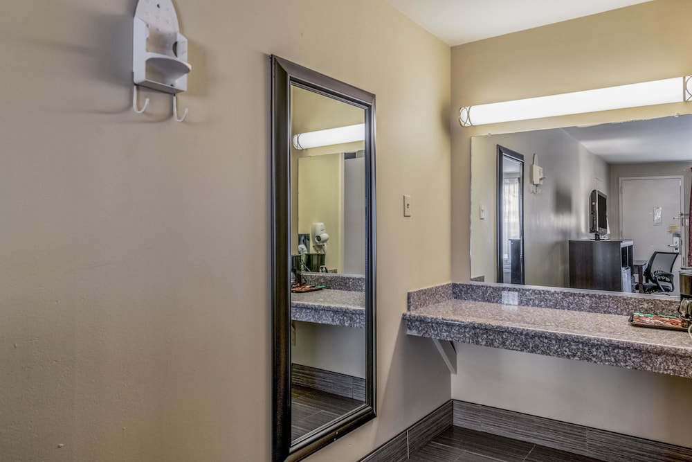 Quality Inn Gainesville 16/39