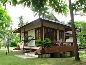 Suan Ban Krut Beach Resort 7/66