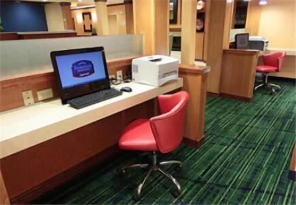 Fairfield Inn Suites Killeen 21/24