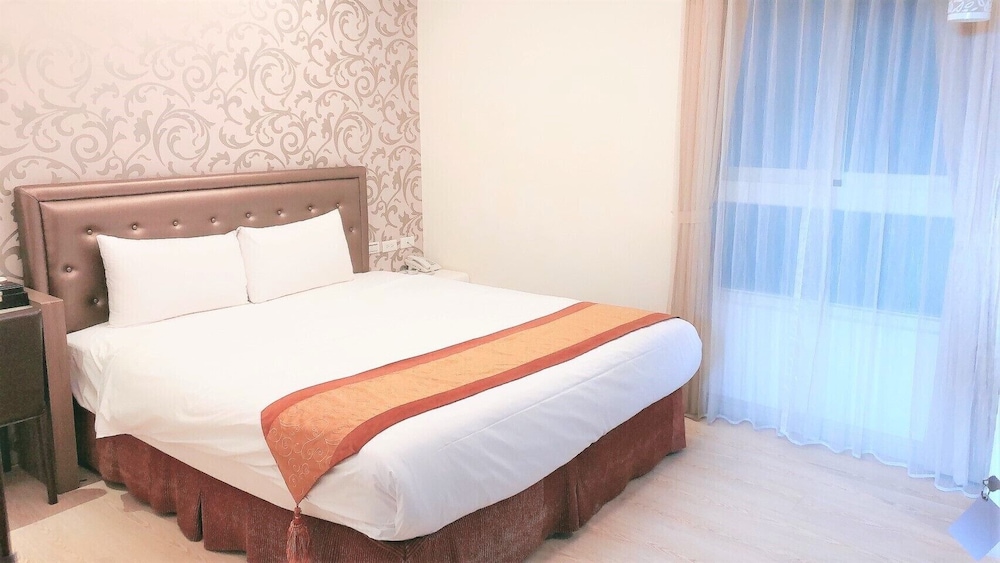 STANDARD, DOUBLE BED