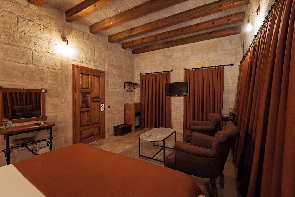 Henna Konak Hotel 44/50