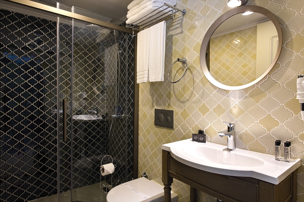 Mest Hotel 44/46