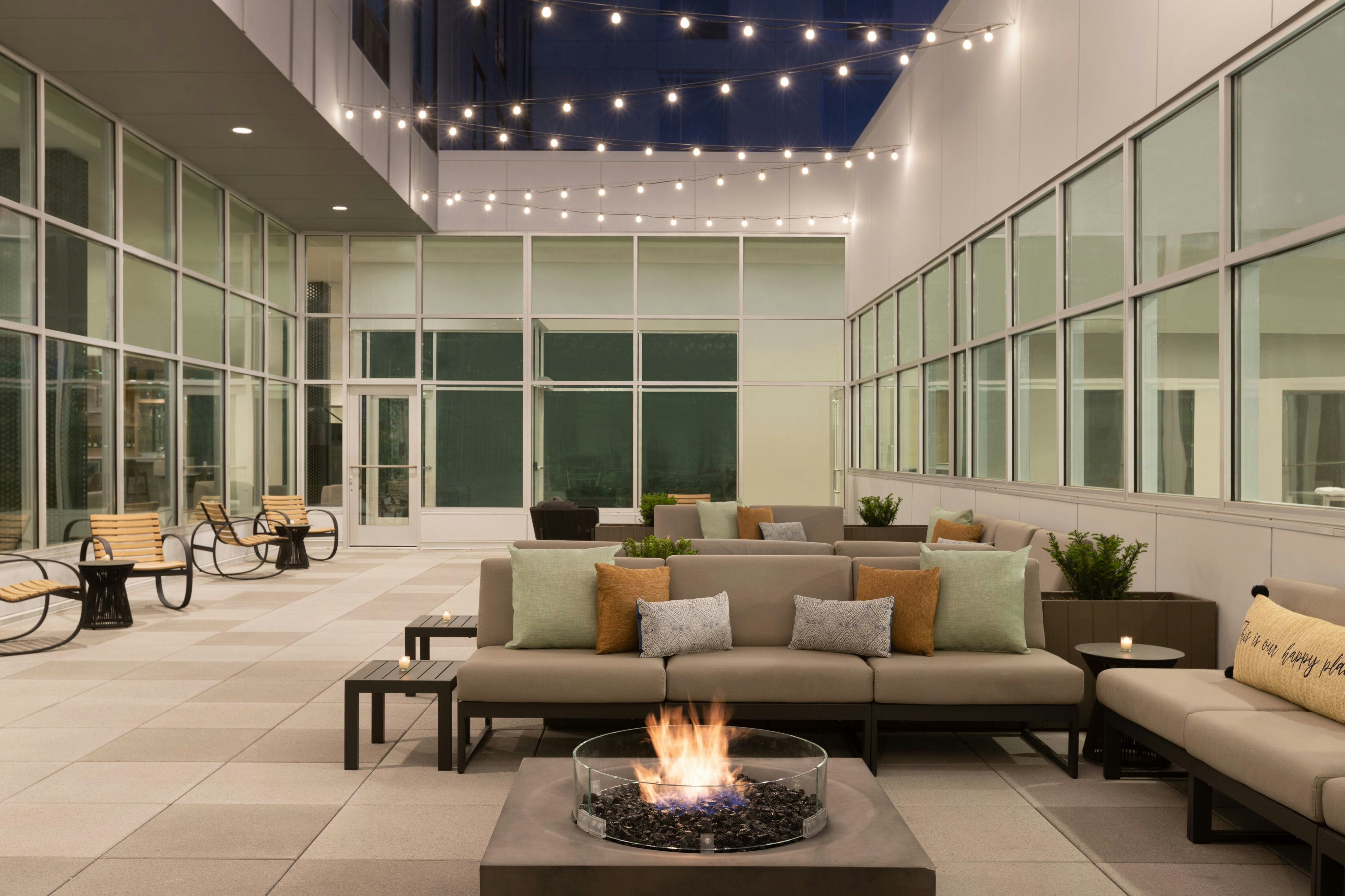 Staybridge Suites Rochester - Mayo Clinic Area 54/82