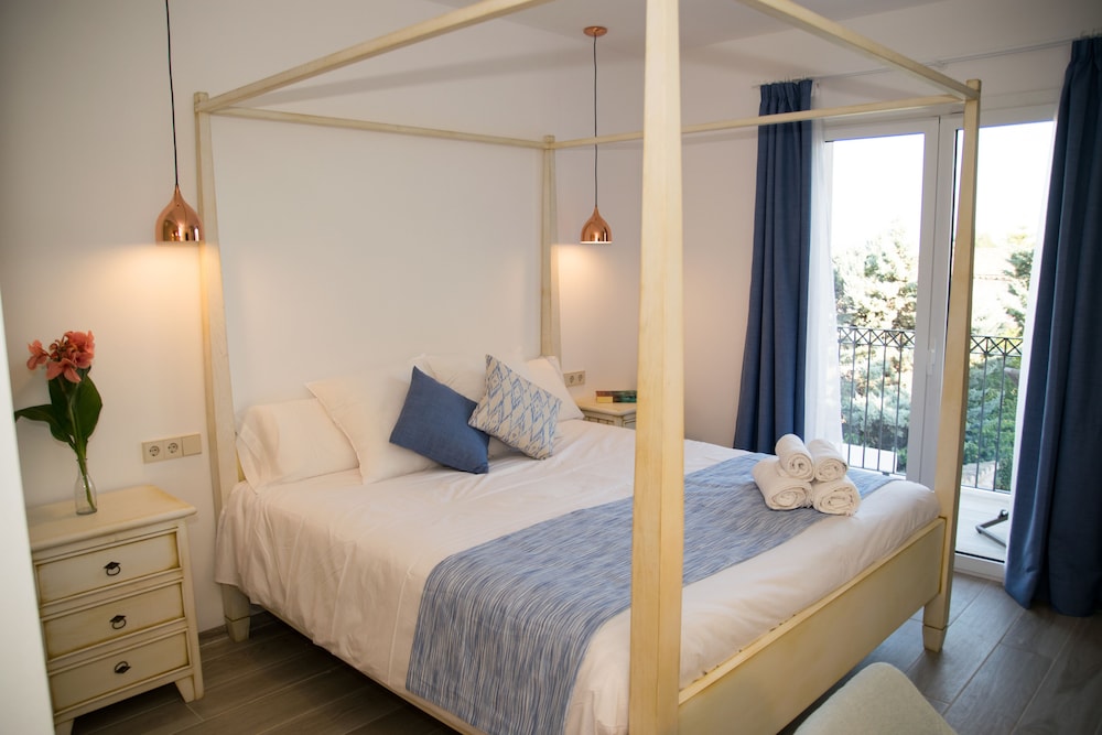 SUPERIOR, DOUBLE BED