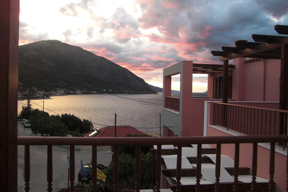 ANASTAZIA HOTEL 37/44