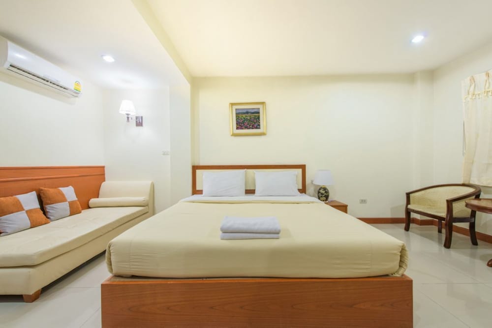 Nuntiya Terrace 33/49