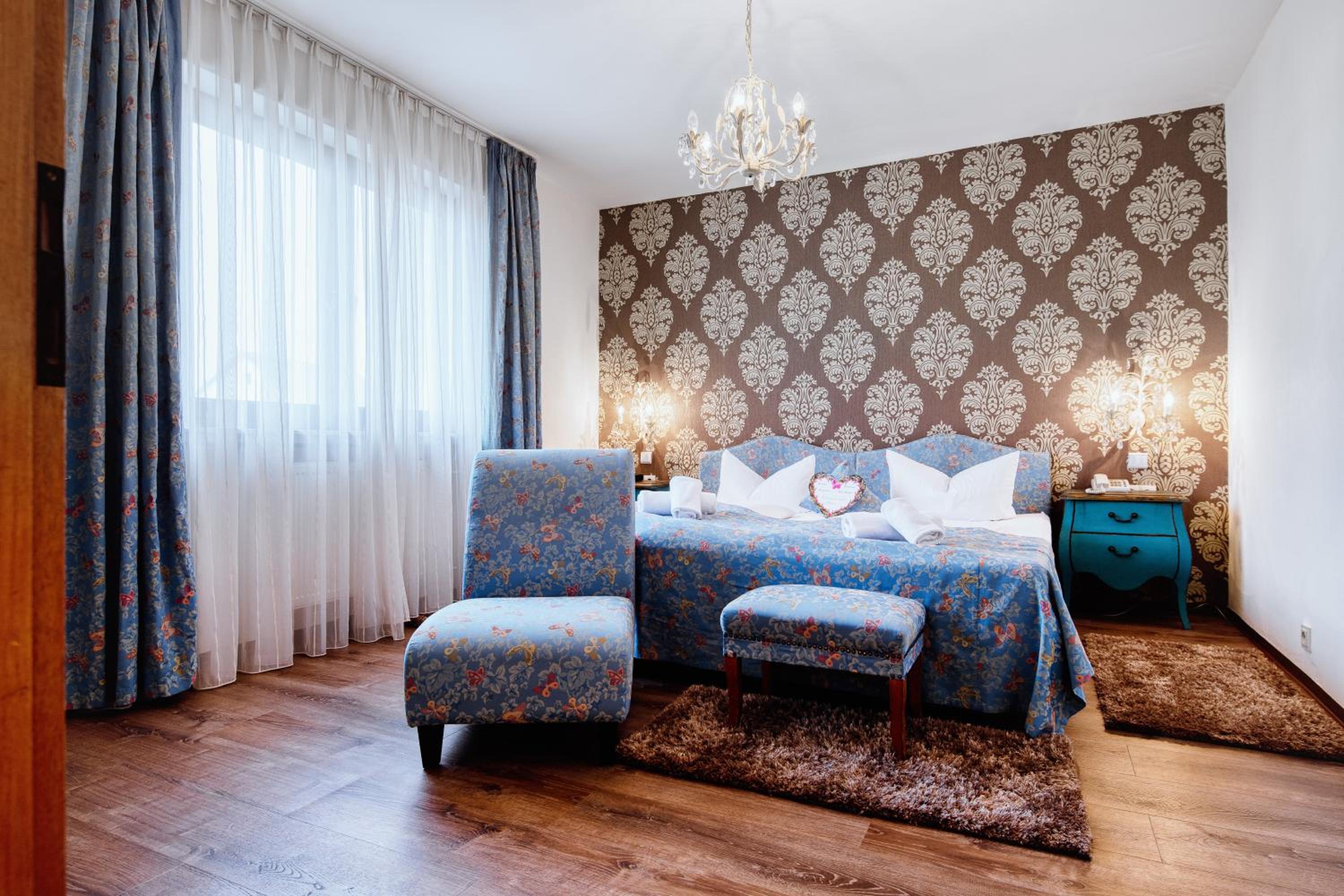 Central-Hotel am Konigshof 15/50