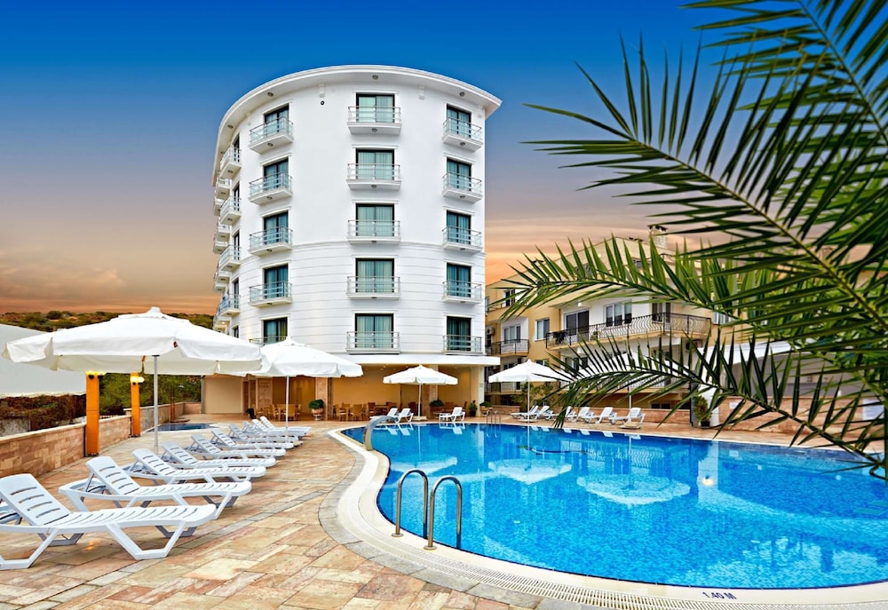 Ayvalik Inar Hotel 4/44
