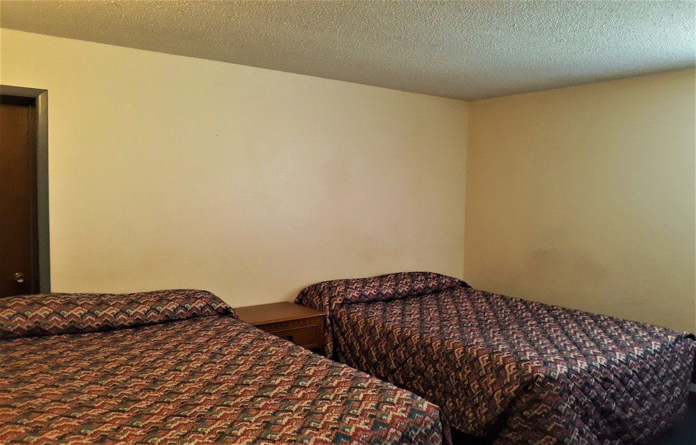 Hotel Cheyenne Wells - US 40 7/36
