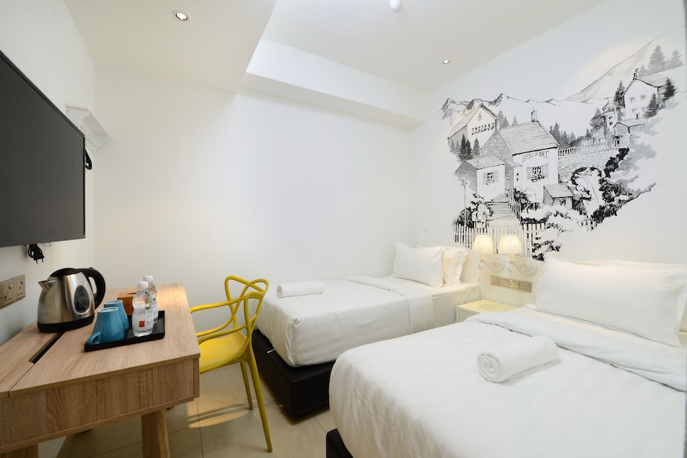Hotel De Art Usj 21 8/35