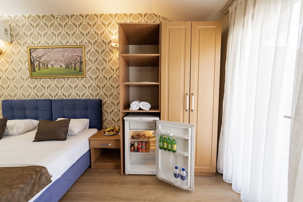 Konur Hotel 28/50
