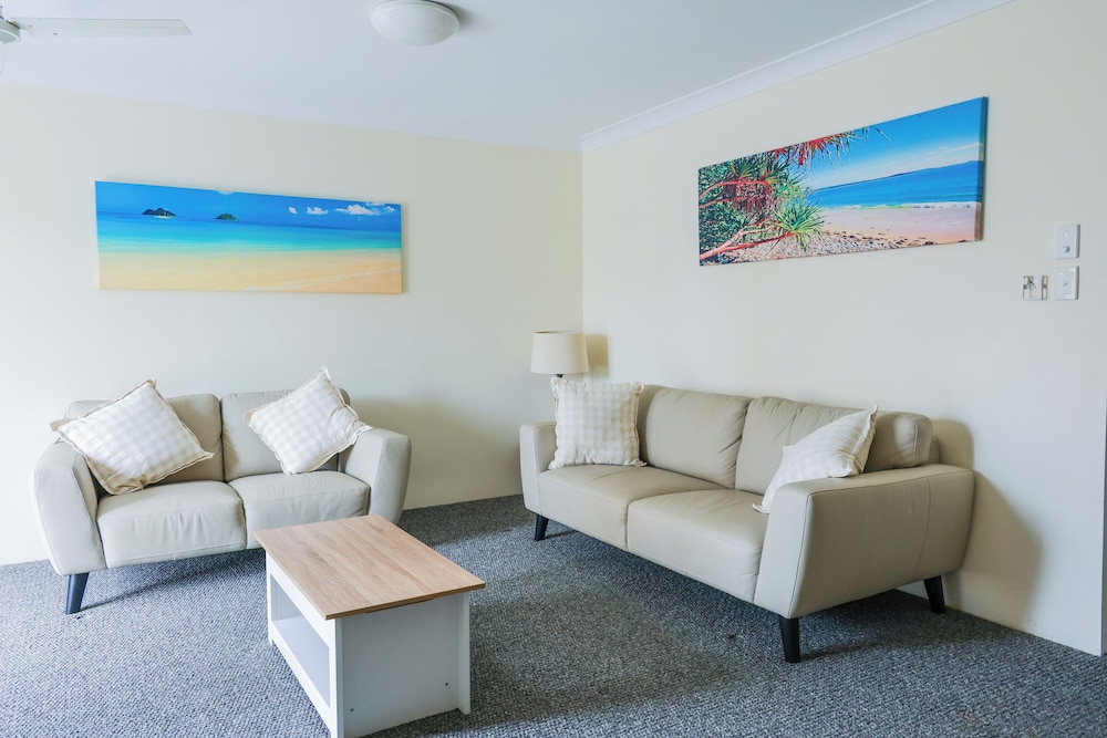 Le Lavandou Holiday Apartments 29/50