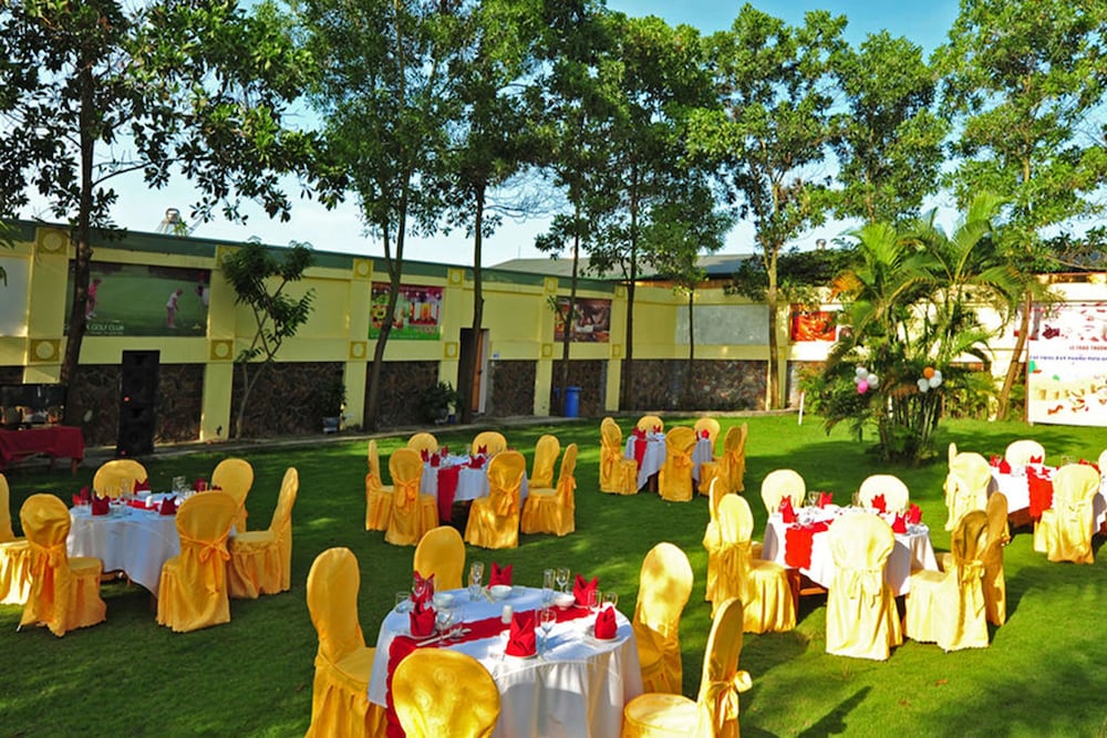 Camela Hotel & Resort 54/65