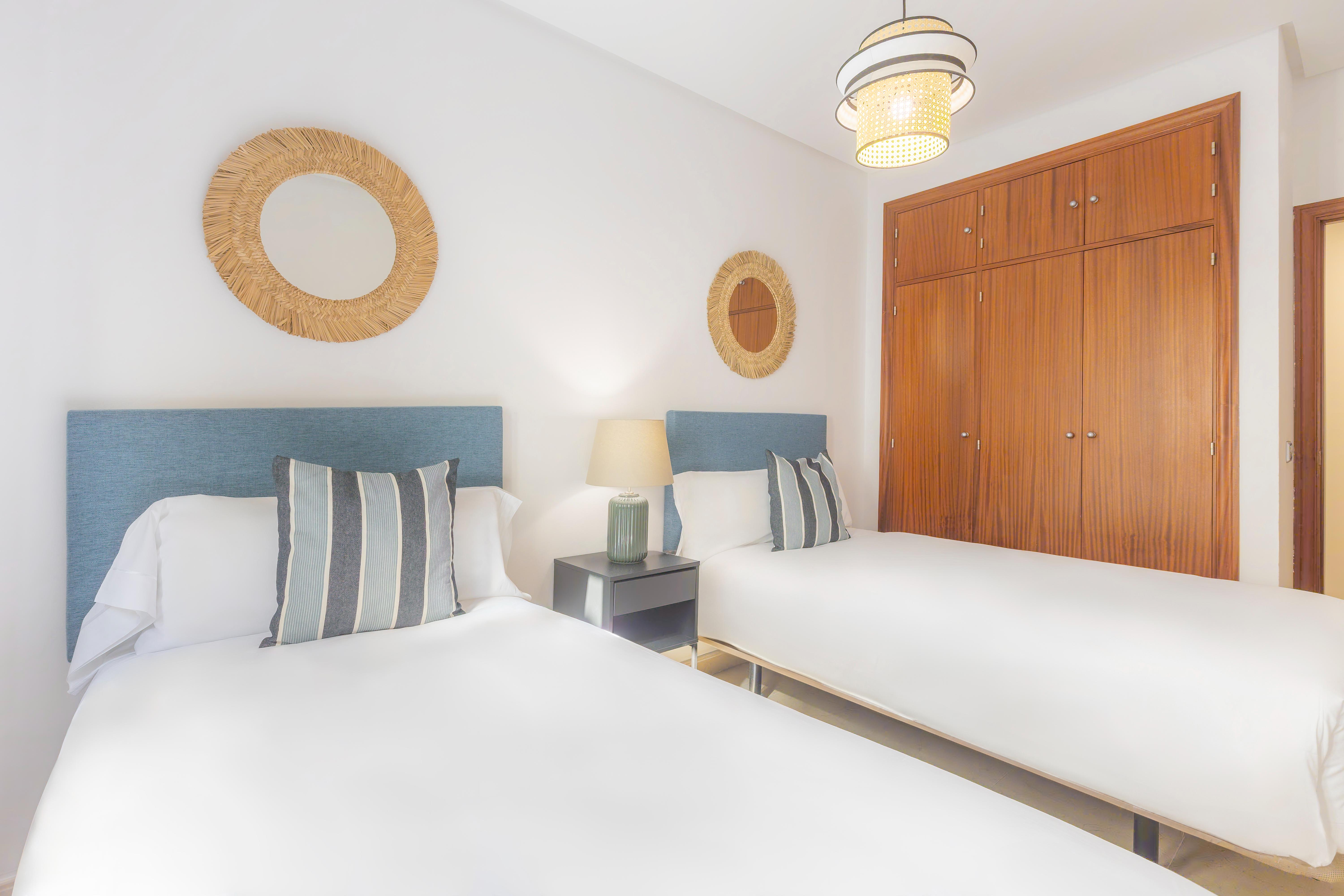 Apt Blueseas Bahia Marina 16/58