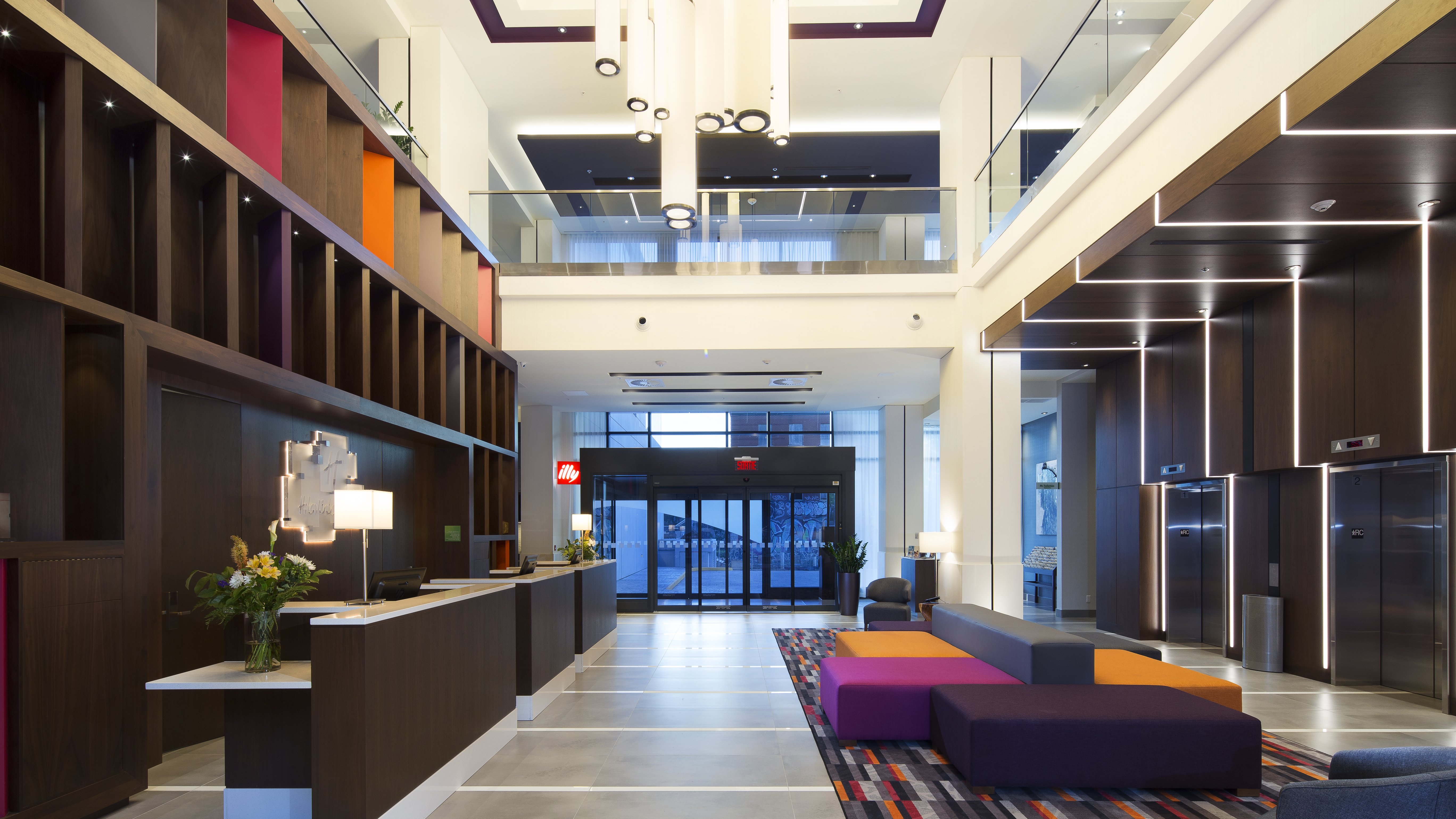 Holiday Inn Hotel Suites Montreal Centre Ville Ouest 13/78