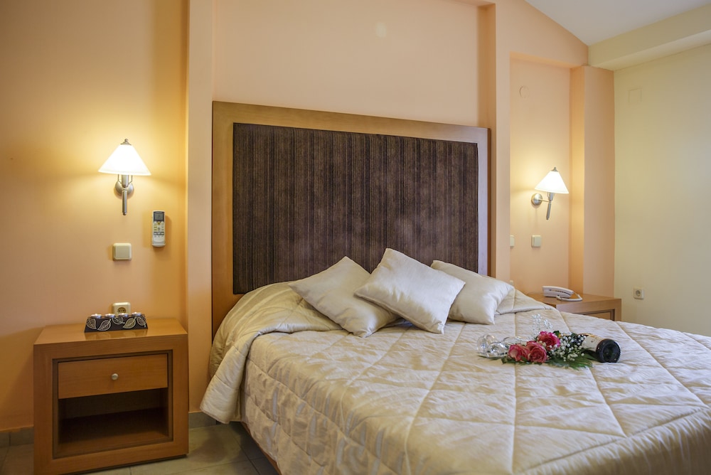 Hotel Serenity Tolo 13/31