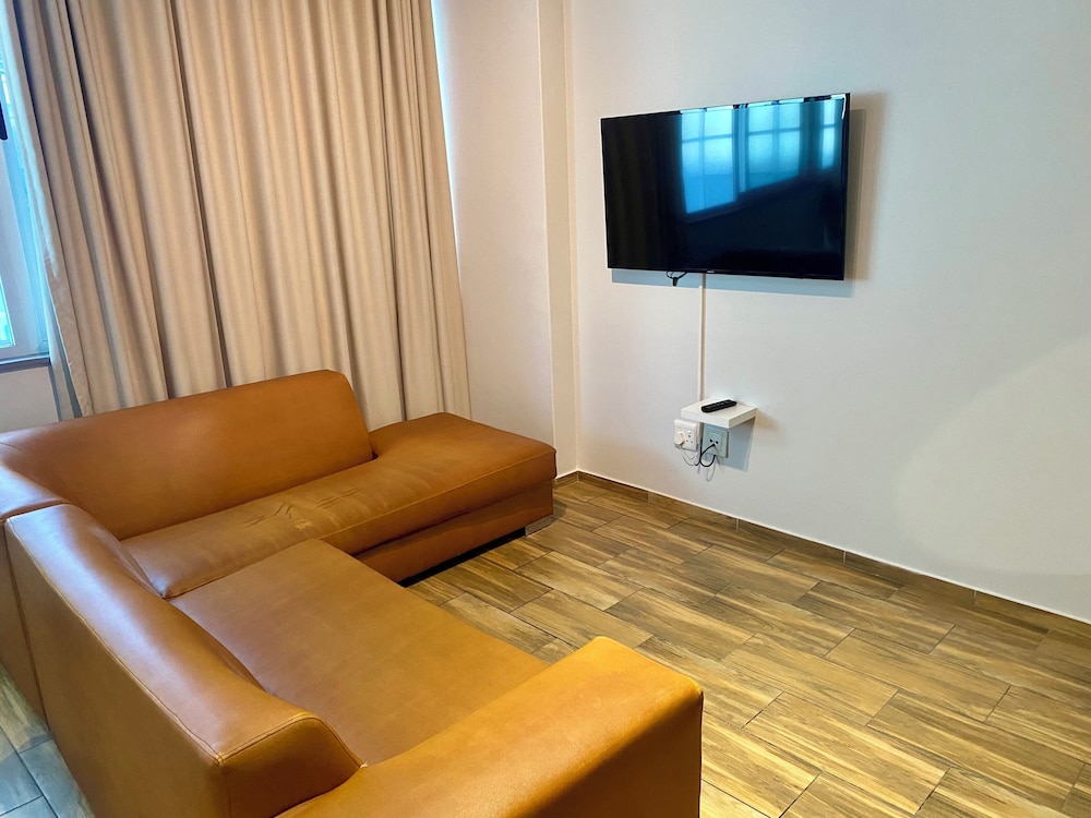 Midtown Rentals At Perspectives 40/50