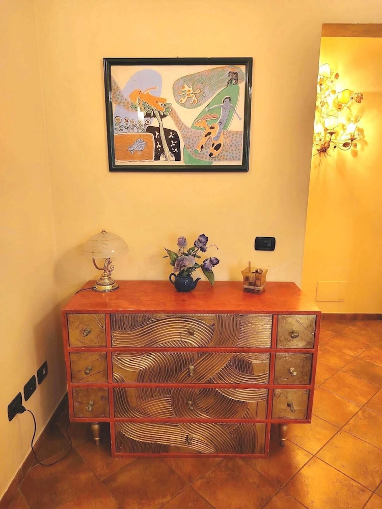 La Contessina Residence 7/88