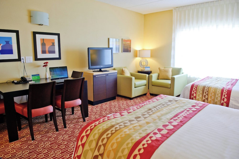 TownePlace Suites by Marriott Charlotte Mooresville 10/46
