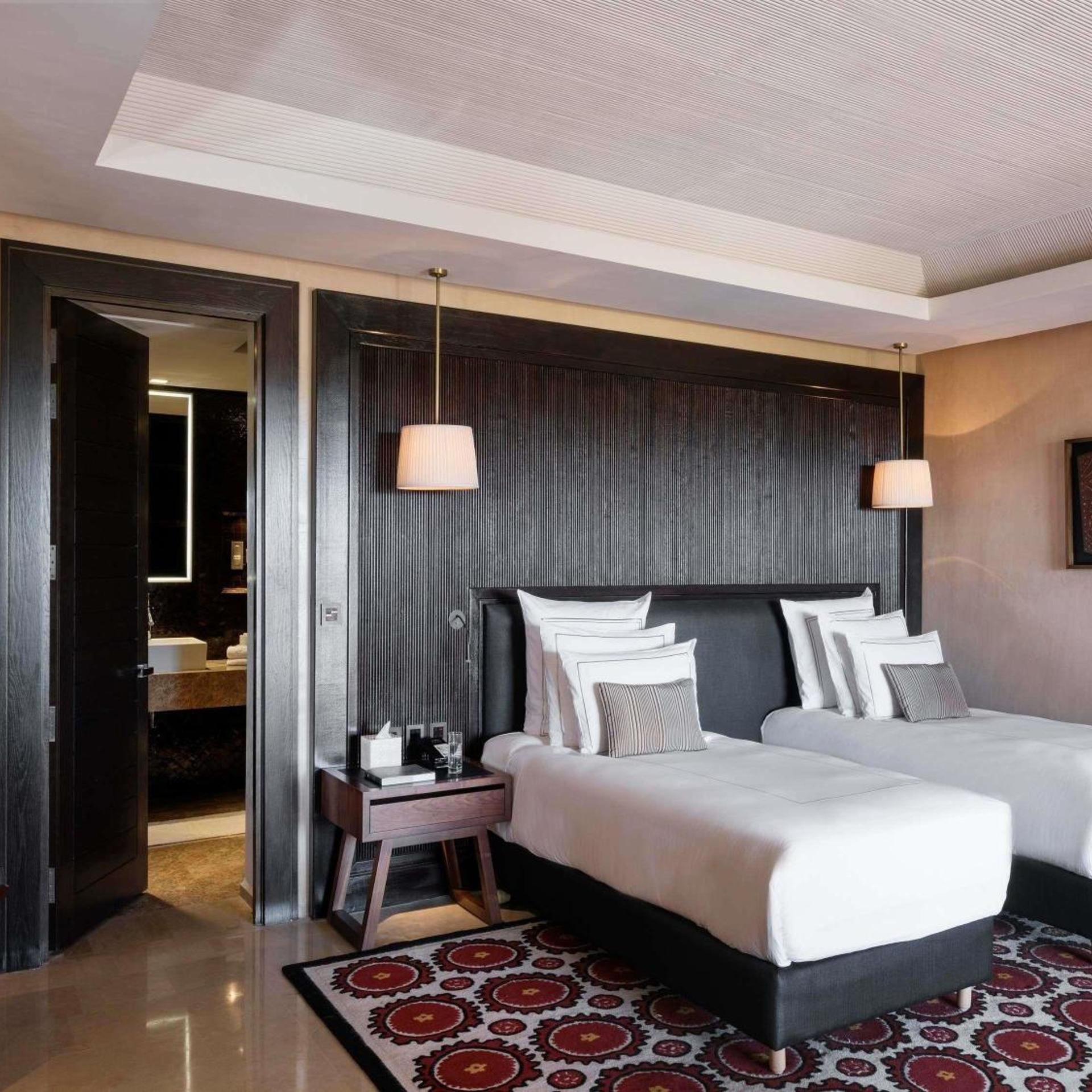 Junior Suite, Double Bed, Mountain View