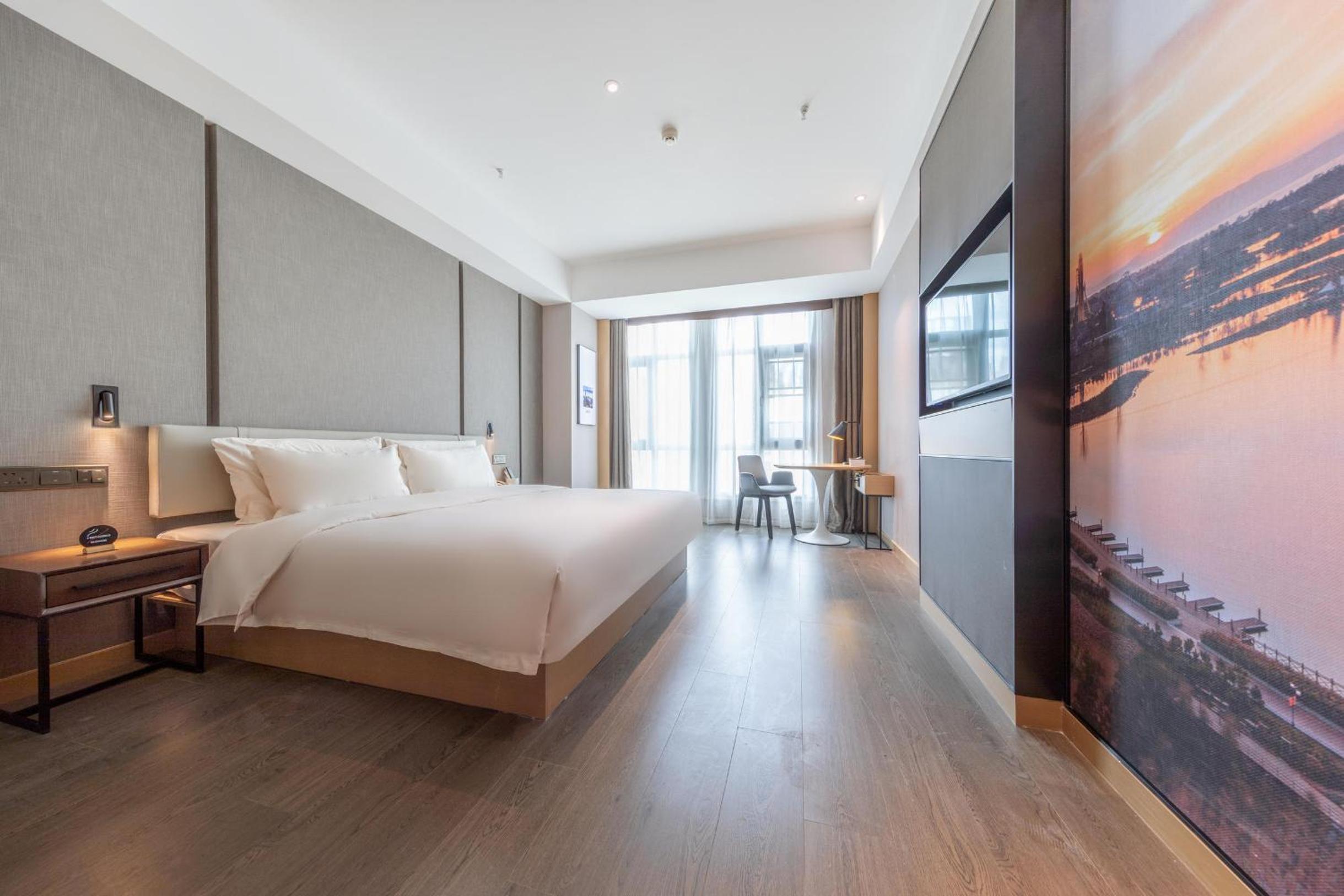 Atour Hotel (Kunming Daguan Park) 10/34