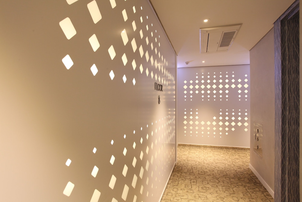 Hotel The Blue Cheonho 5/21