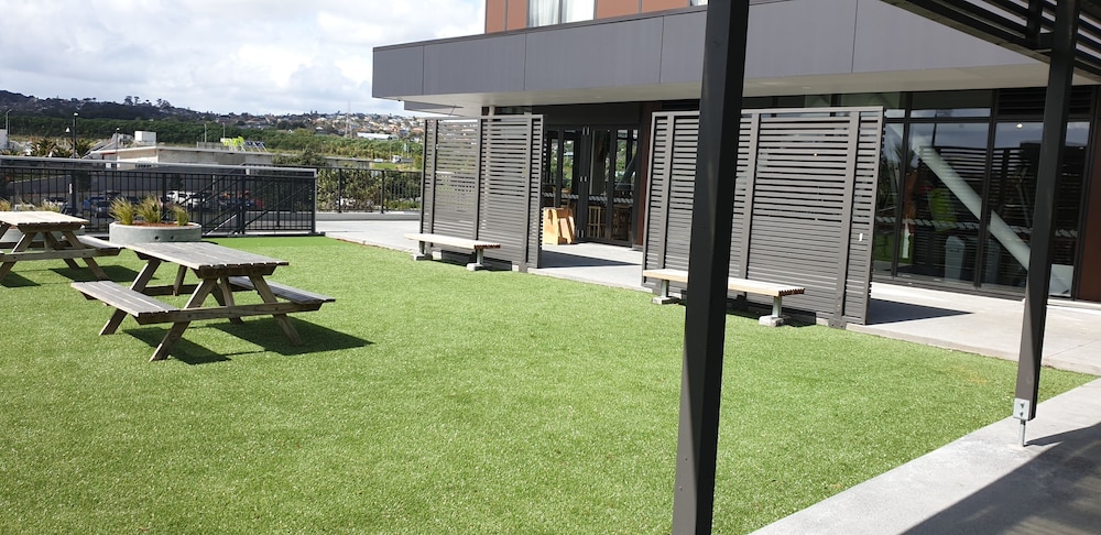 Ramada Suites by Wyndham Auckland Manukau Pacfic Centre 59/64