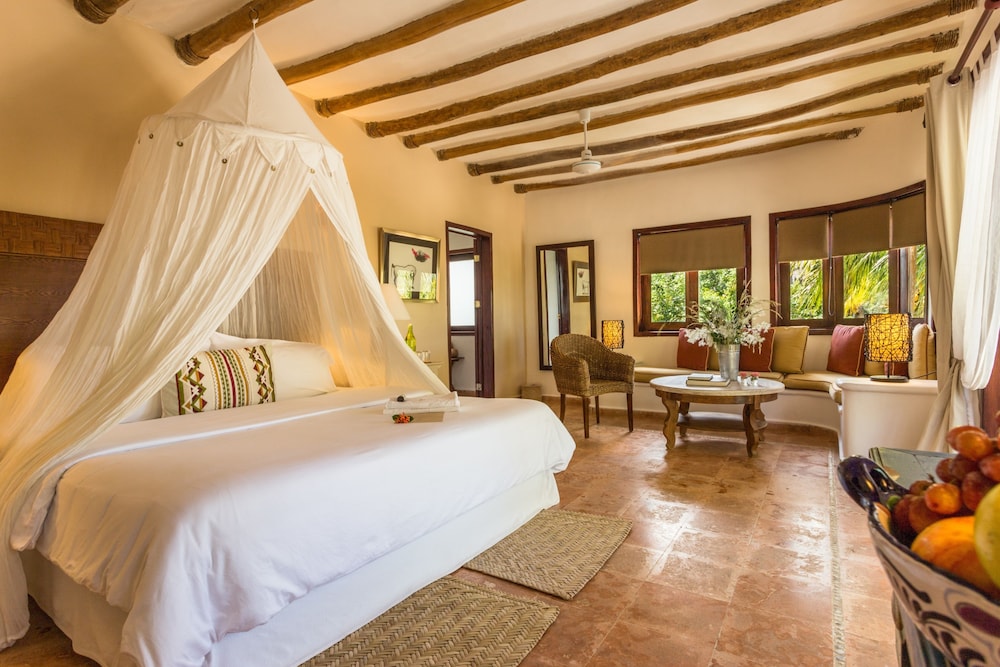 Ser Casasandra Boutique Hotel 25/78