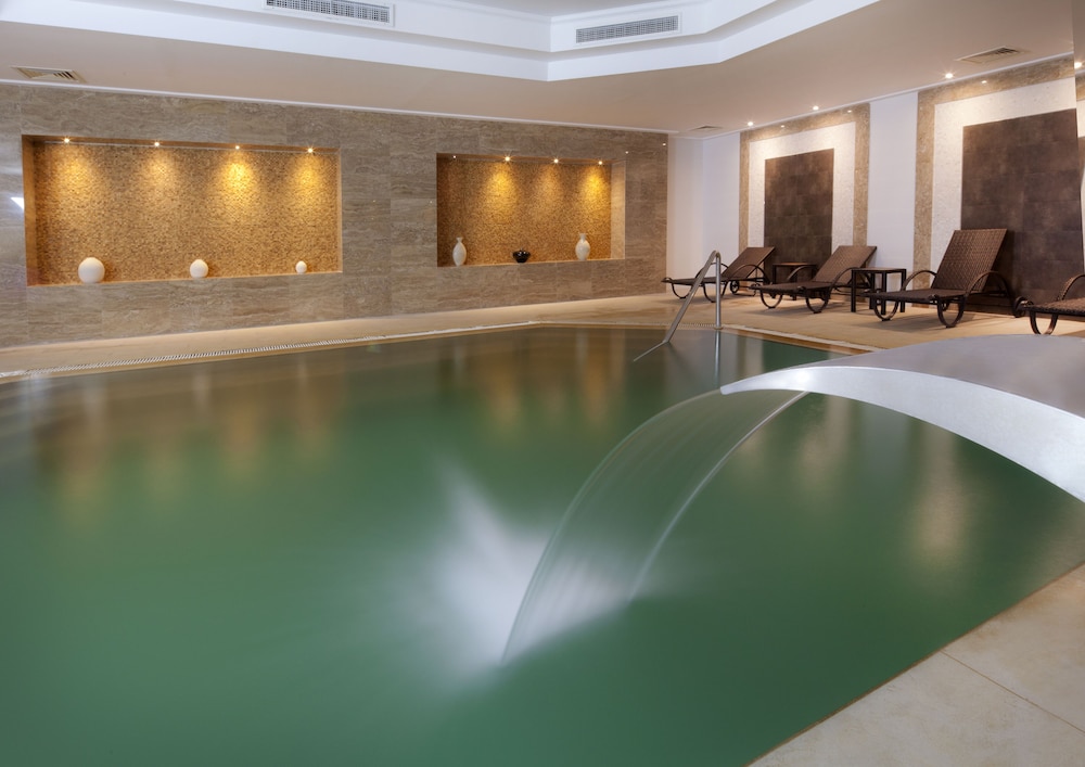 Ikbal Thermal Hotel And Spa 46/74