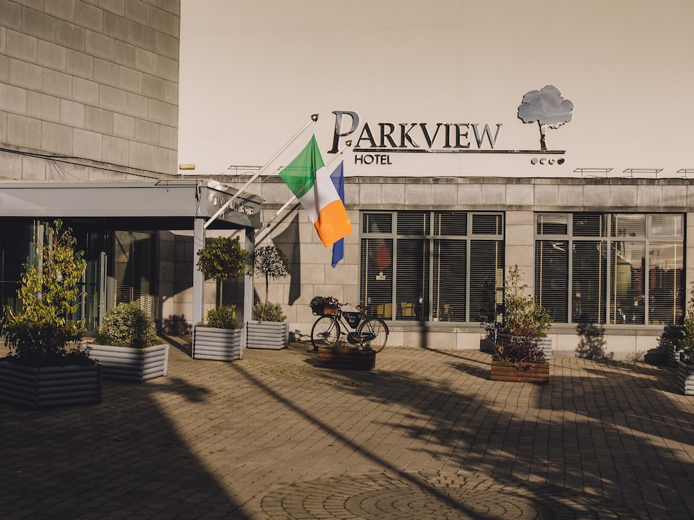 Parkview Hotel 2/62