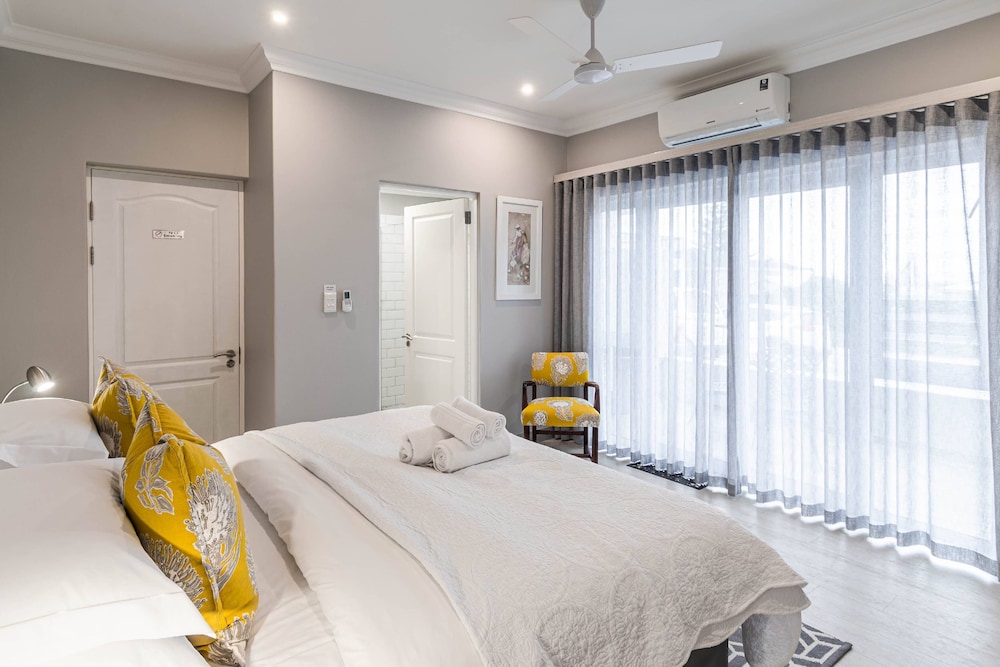 Whale Coast Ocean Villa 4/50
