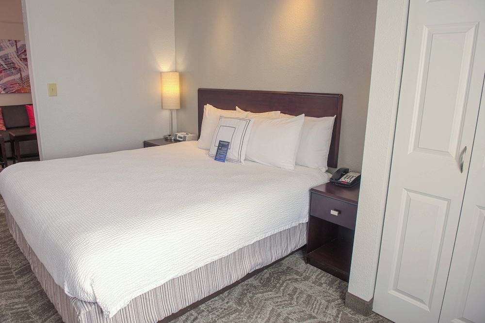 جناح بسريرين كوين مع أريكة لذوي الإعاقة، Springhill Suites Houston Pearland 2/9