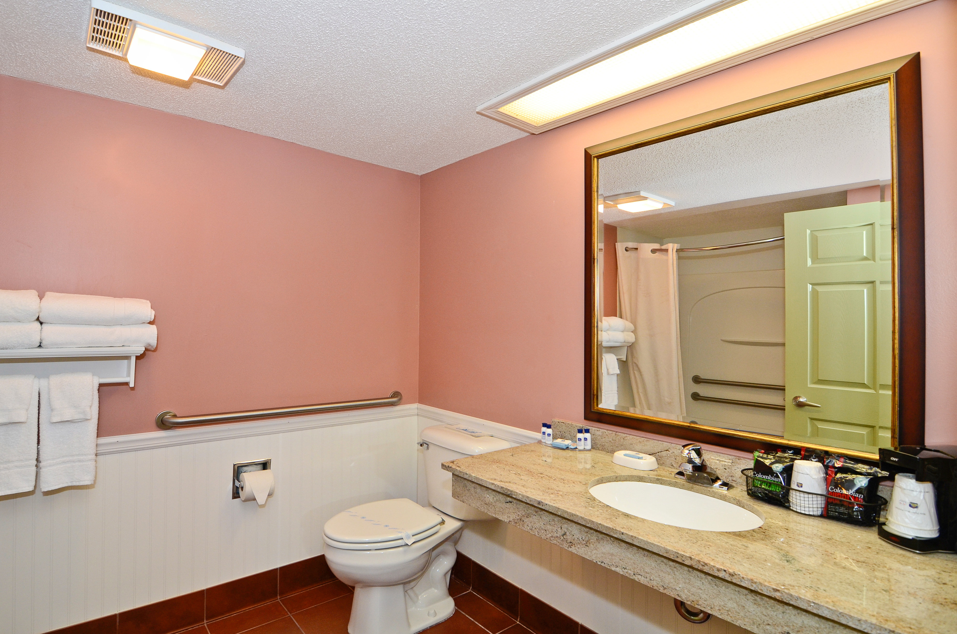 Best Western Plus Concord Inn 73/75