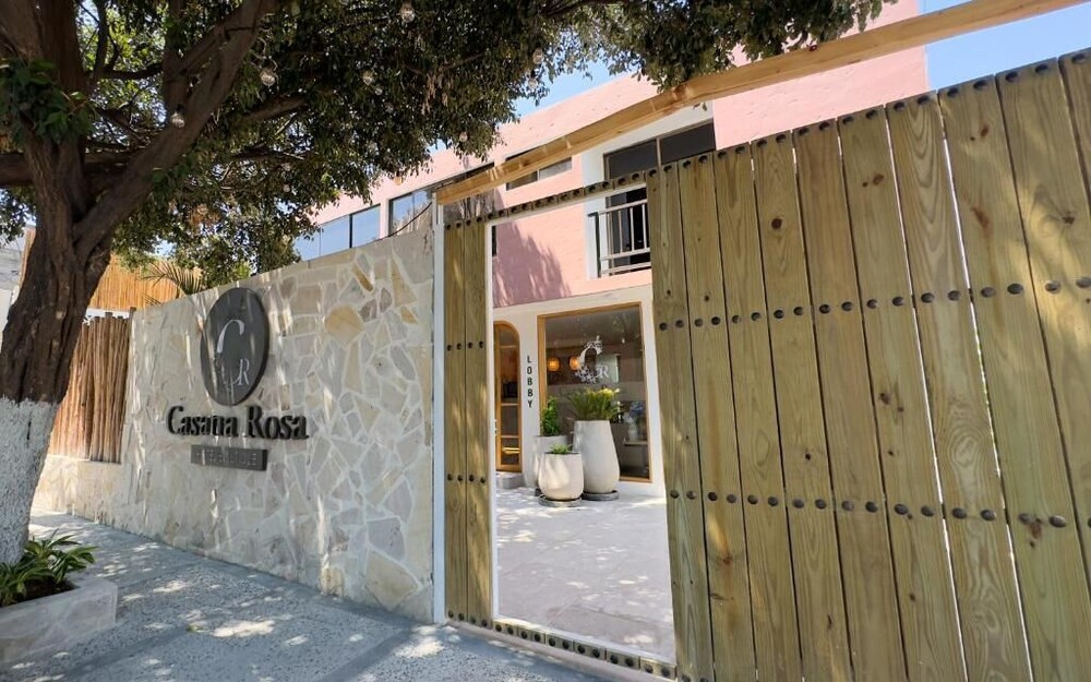 Casana Rosa Hotel 57/60