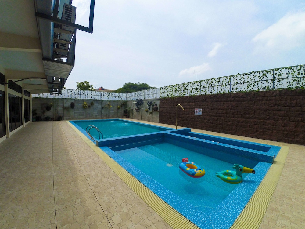 Permata Hijau Hotel 32/50