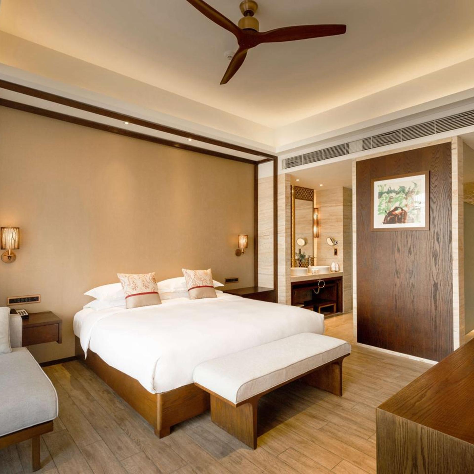 Mangrove Tree Resort World - Queen Palm 12/26