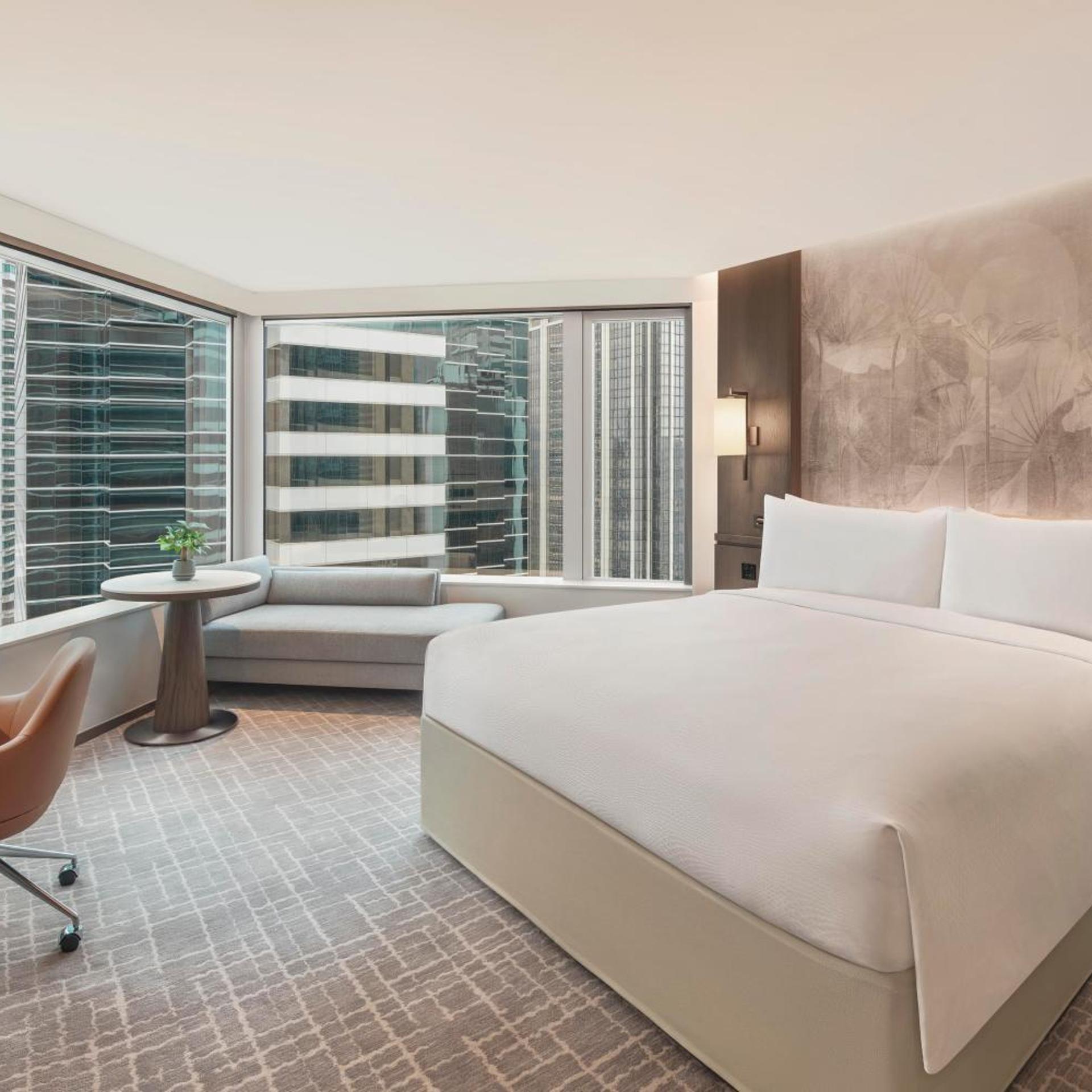 Infinity, King Bed