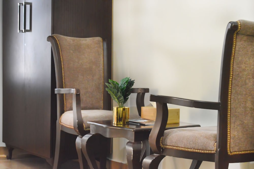 Jabal Al Akhdar Grand Hotel 15/43