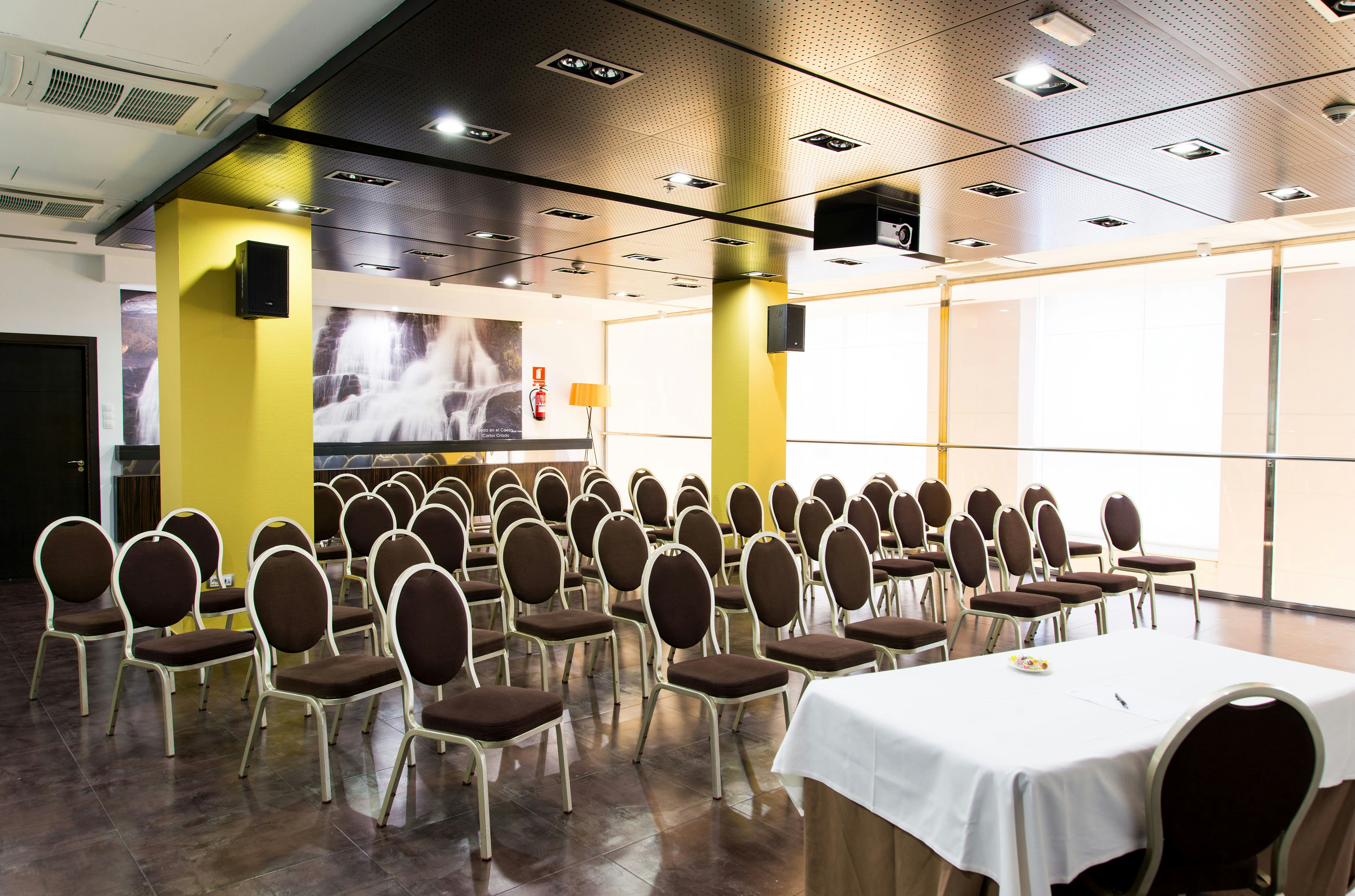 Gran Hotel Don Manuel 42/56