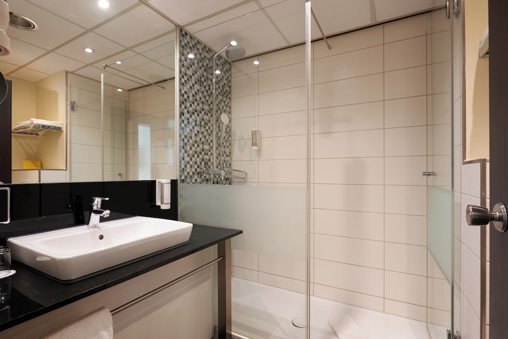 Novina Hotel Wohrdersee Nurnberg City 62/64