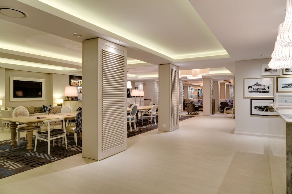 Protea Hotel by Marriott Cape Town Sea Point 34/38